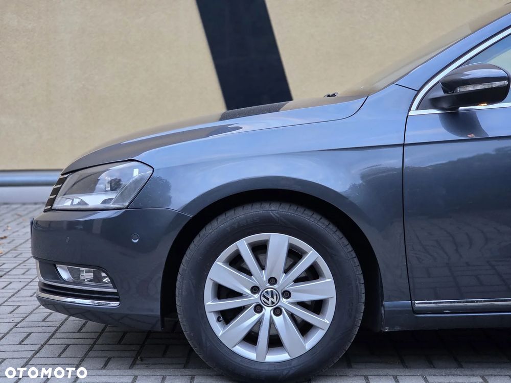 Volkswagen Passat - 22
