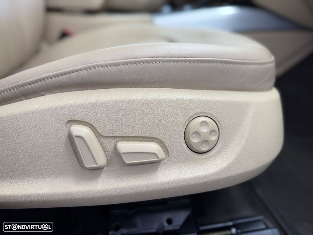 Audi A6 3.0 TDi V6 Exclusive Multitronic - 39