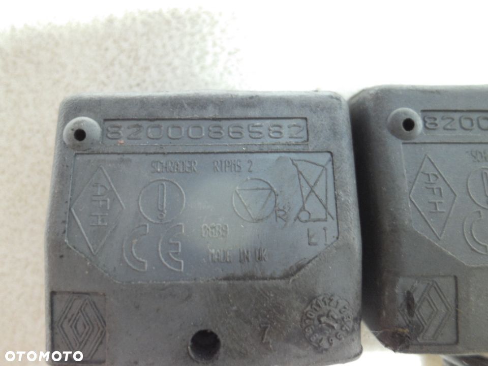 CZUJNIK CIŚNIENIA OPON RENAULT MEGANE 8200086582 KOMPLET 4 SZTUKI - 2