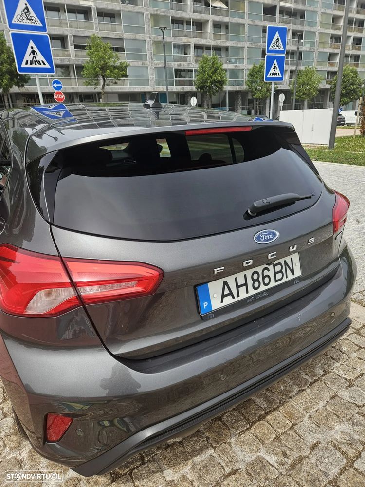 Ford Focus 1.0 EcoBoost MHEV ST-Line - 3