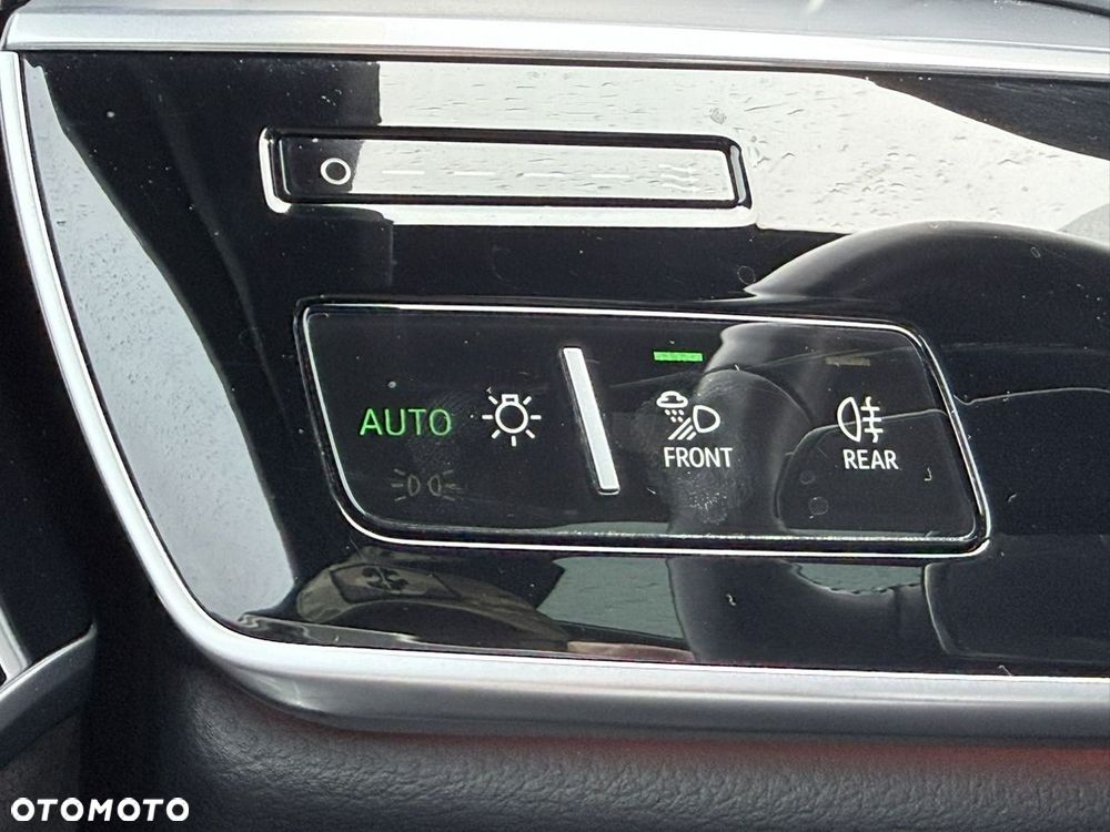 Audi A8 L 55 TFSI quattro tiptronic - 27