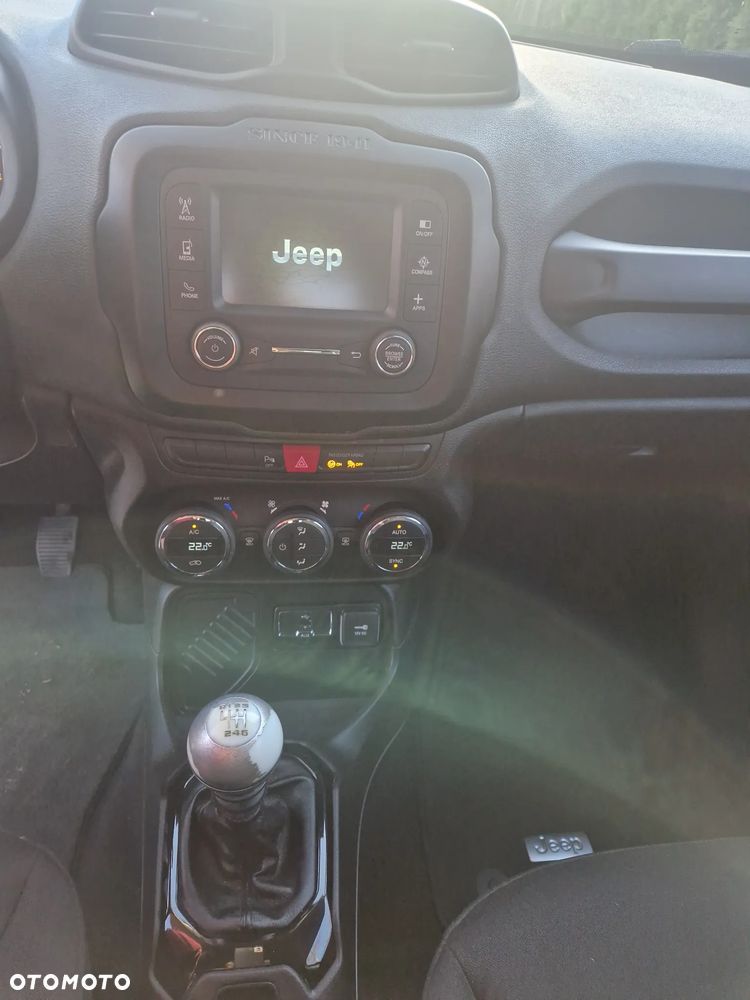 Jeep Renegade - 11