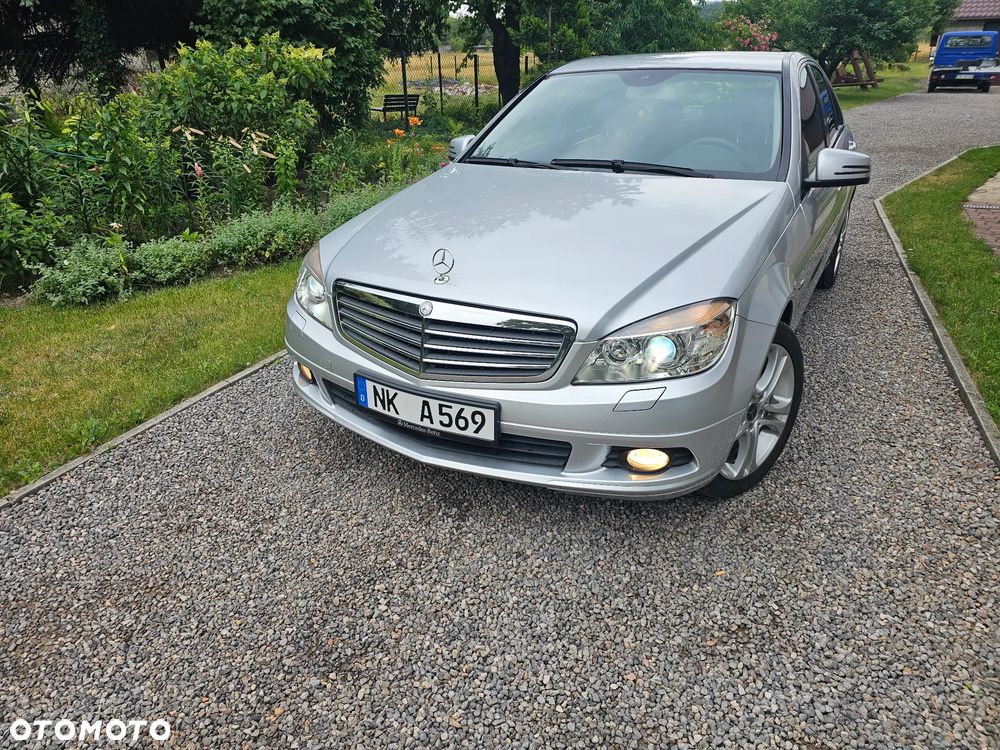 Mercedes-Benz Klasa C 180 Kompressor BlueEFFICIENCY - 1
