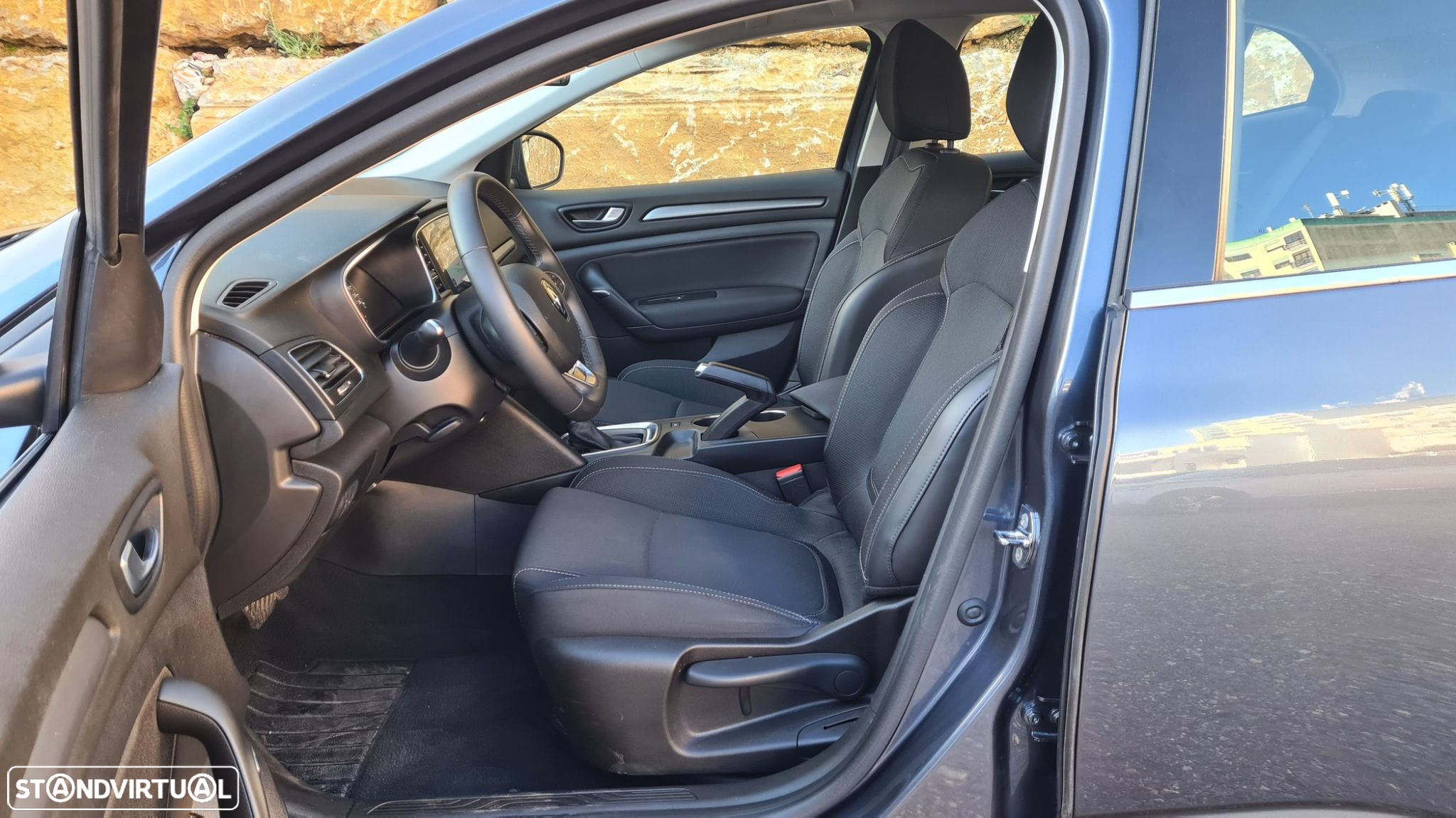 Renault Mégane 1.5 Blue dCi Intens EDC - 36