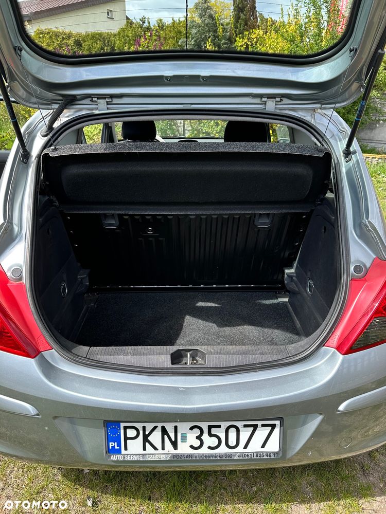 Opel Corsa 1.0 12V Essentia - 18