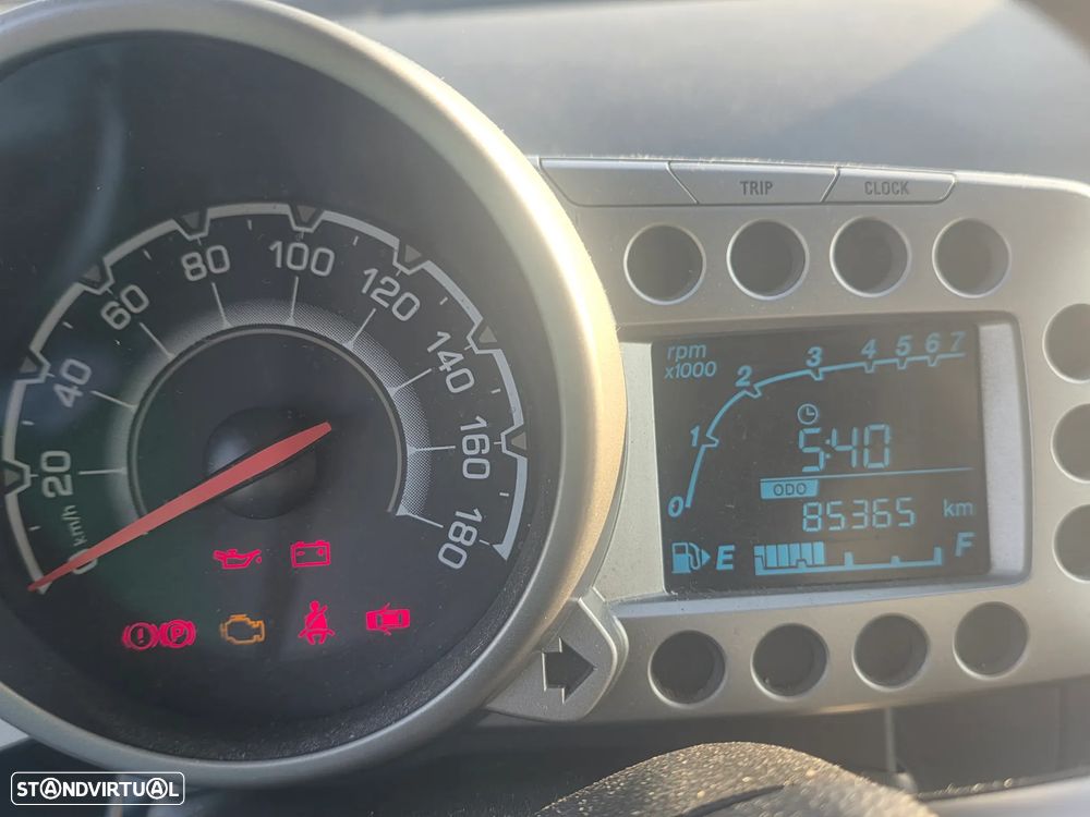 Chevrolet Spark 1.0 LS - 5