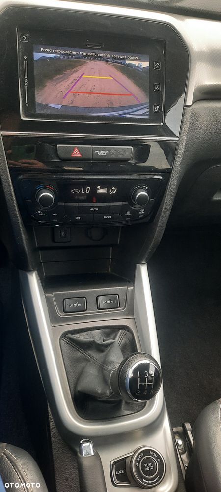 Suzuki Vitara 1.6 (4x4) Allgrip Comfort+ - 11