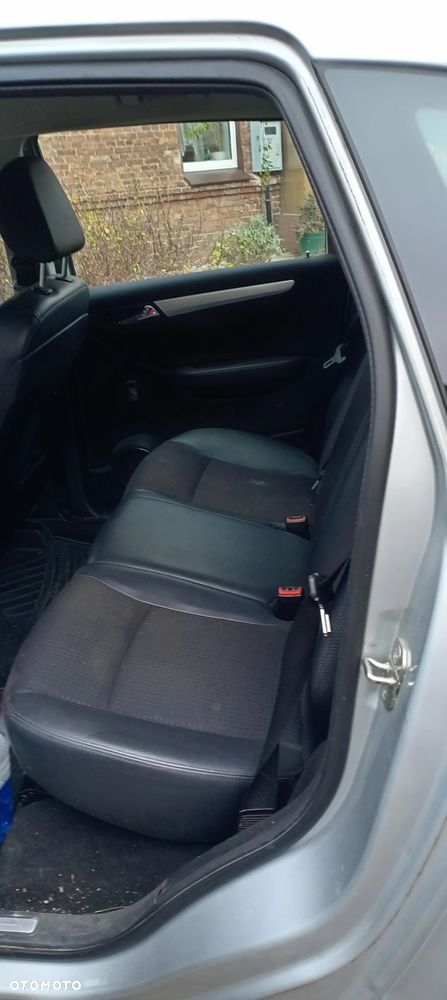 Mercedes-Benz Klasa B 200 SPORT EDITION - 7