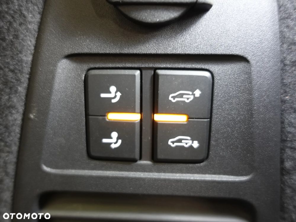 Volkswagen Touareg 4.0 V8 TDI SCR 4Motion Automatik - 23