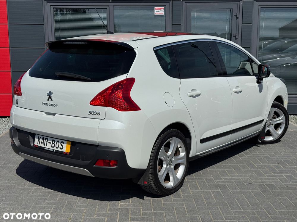 Peugeot 3008 Hybrid4 - 6