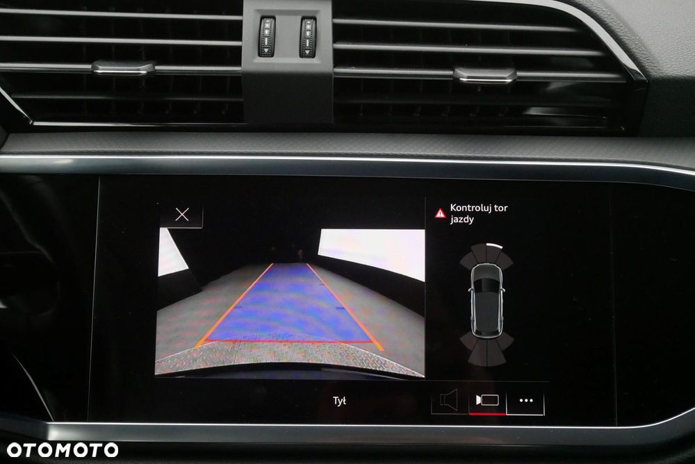 Audi Q3 - 23