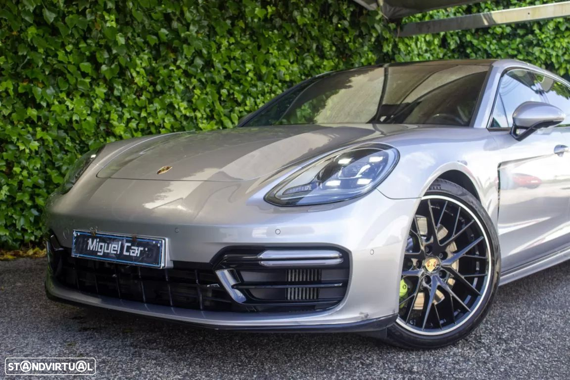 Porsche Panamera Sport Turismo 4 E-Hybrid - 4