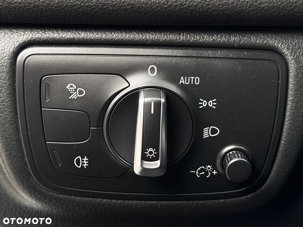 Audi A6 Avant 2.0 TDI DPF multitronic - 26