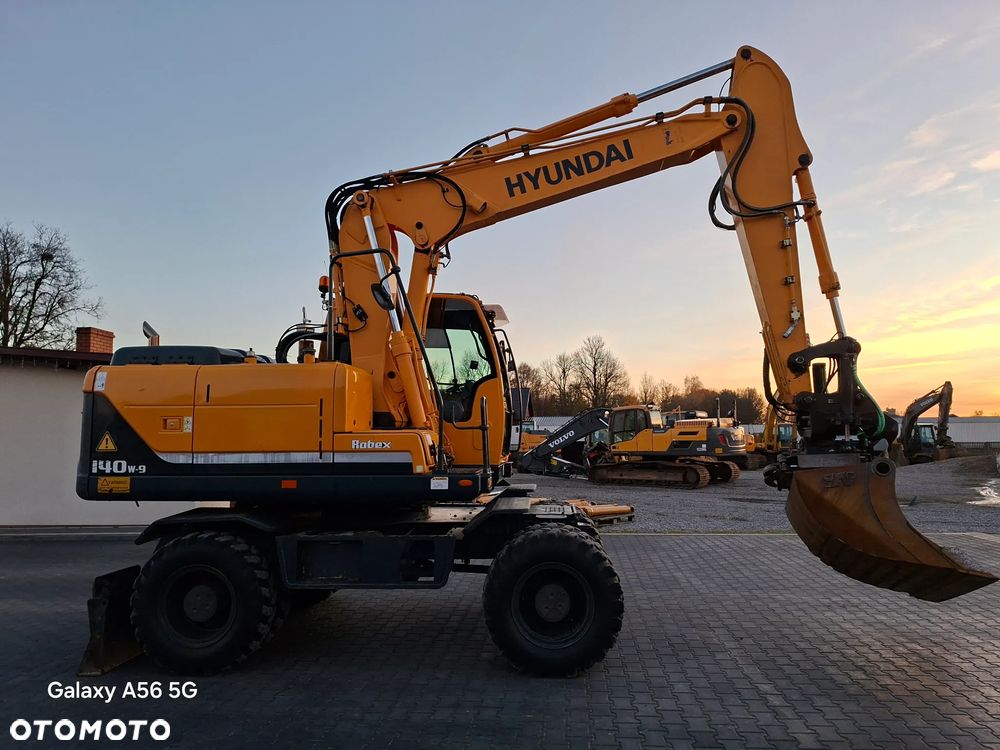 Hyundai 140W ROTOTILT ze szczypcami - 8
