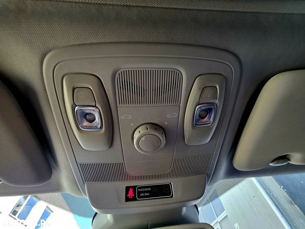 Renault Megane ENERGY dCi EDC GT - 25