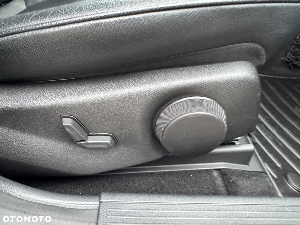 Mercedes-Benz GLK 220 CDI 4Matic (BlueEFFICIENCY) 7G-TRONIC - 34