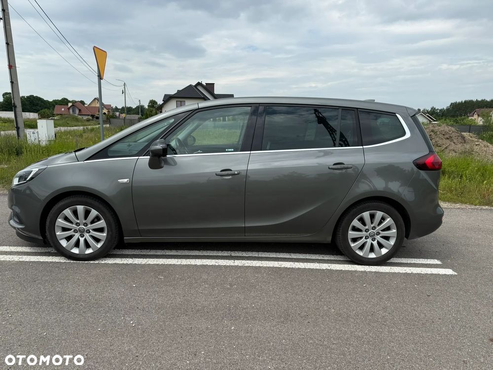 Opel Zafira 1.4 T Cosmo EU6 - 10