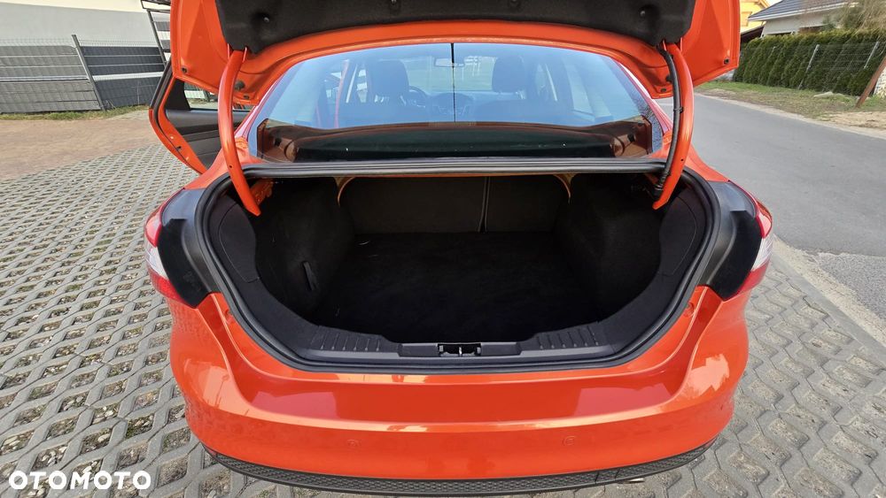 Ford Focus 1.6 EcoBoost Titanium - 15