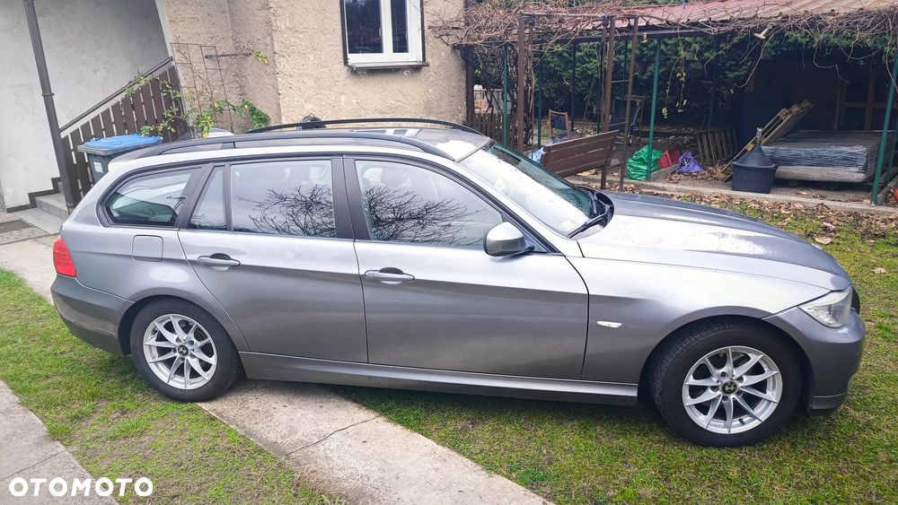 BMW Seria 3 320d - 9