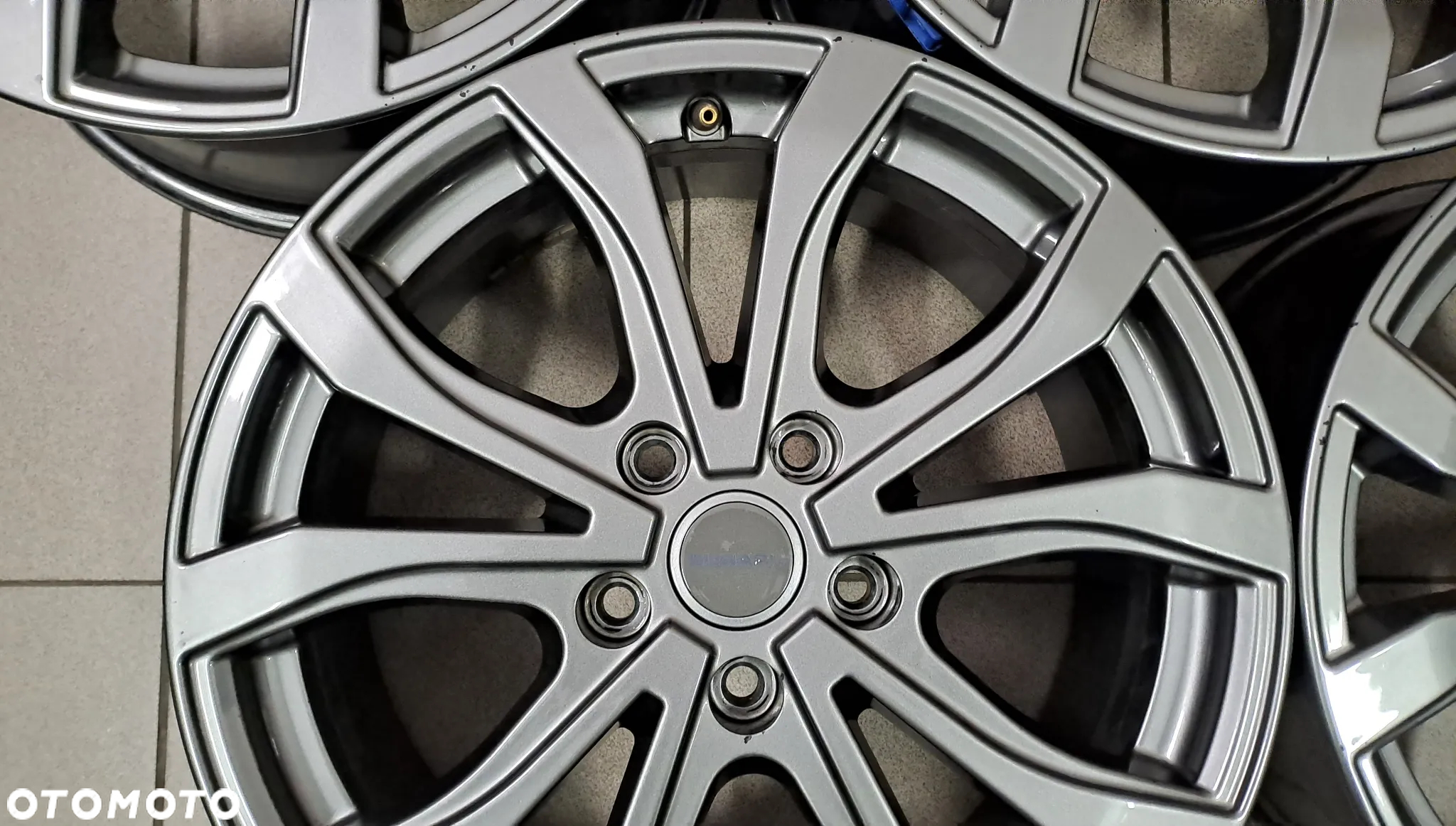 Felgi Aluminiowe 17 Subaru Outback V Levorg 5x114.3 ET 48 - 3
