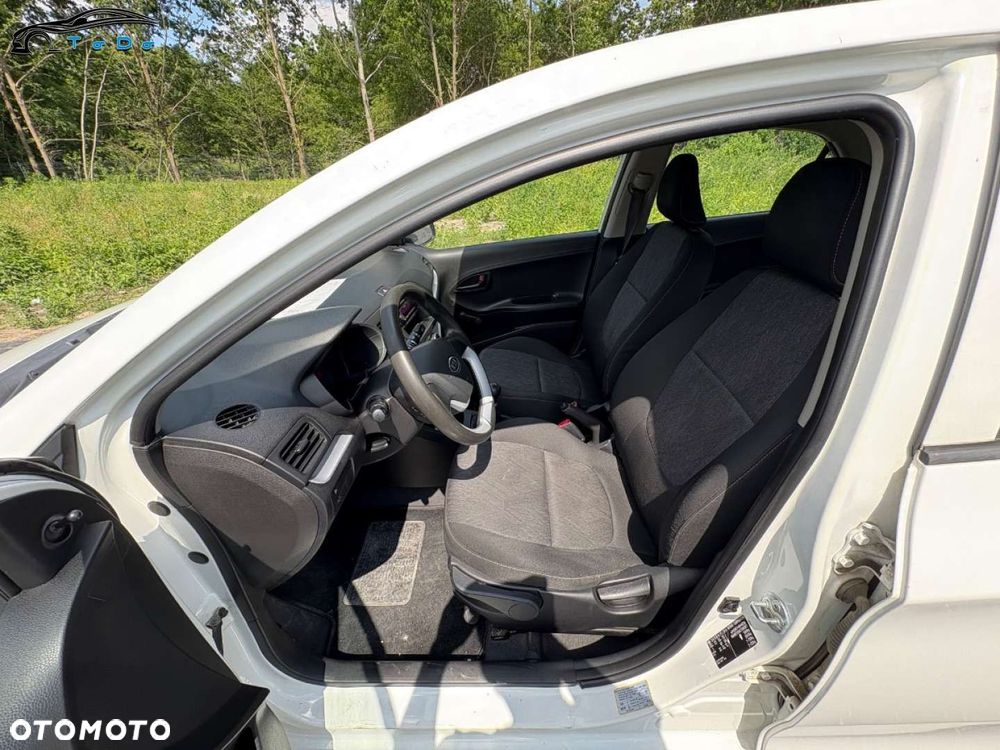 Kia Picanto 1.0 ISG Fifa World Cup Edition - 18