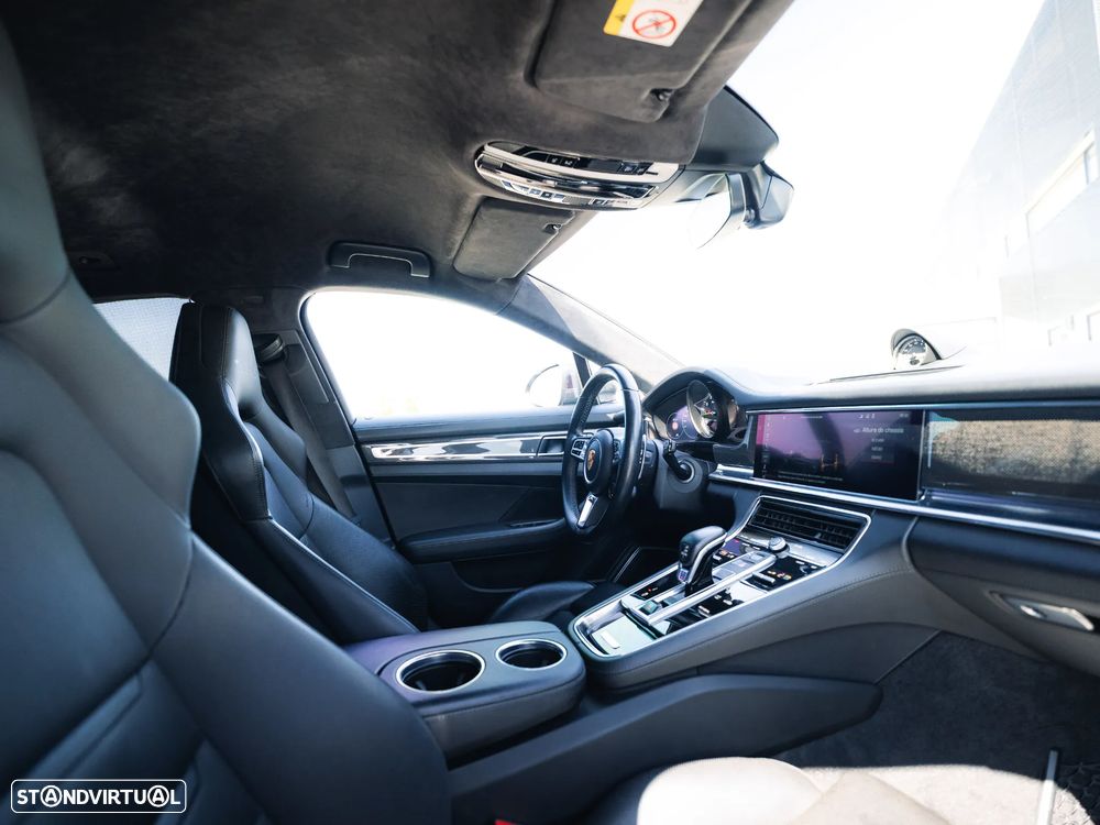 Porsche Panamera Sport Turismo Turbo S E-Hybrid - 13