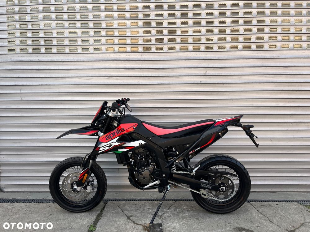 Aprilia SX - 10