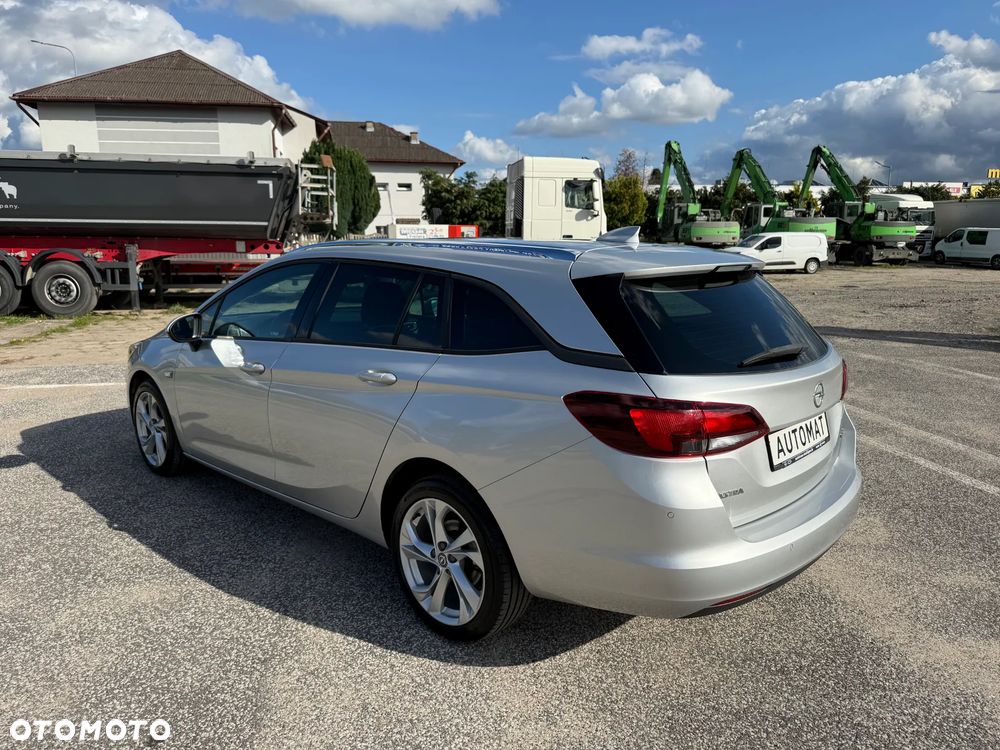 Opel Astra 1.4 Turbo Start/Stop Automatik ON - 38