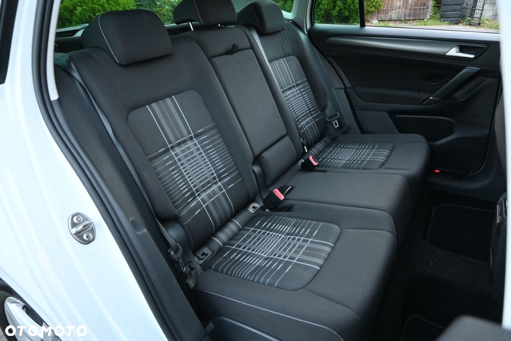 Volkswagen Golf Sportsvan 2.0 TDI BlueMotion Technology DSG Lounge - 29
