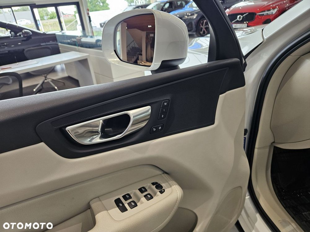 Volvo XC 60 - 19