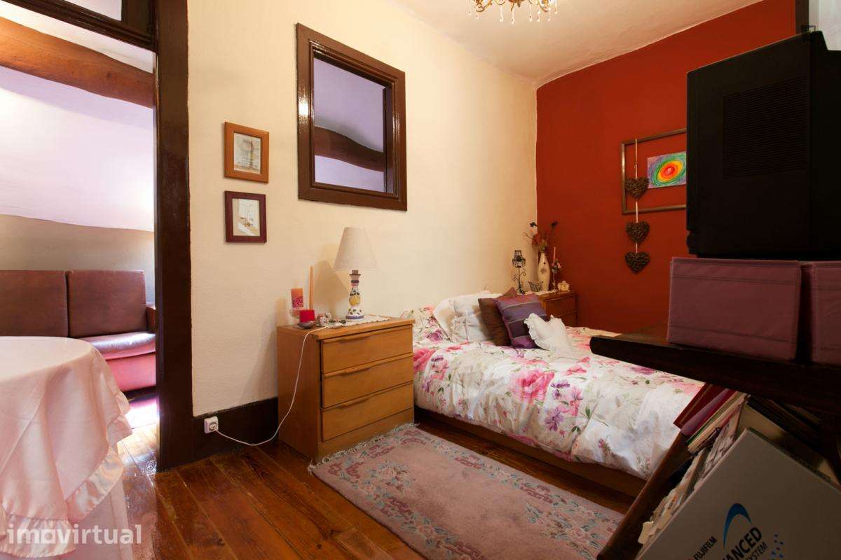 Quarto - localizado em Paranhos Porto - Grande imagem: 3/26