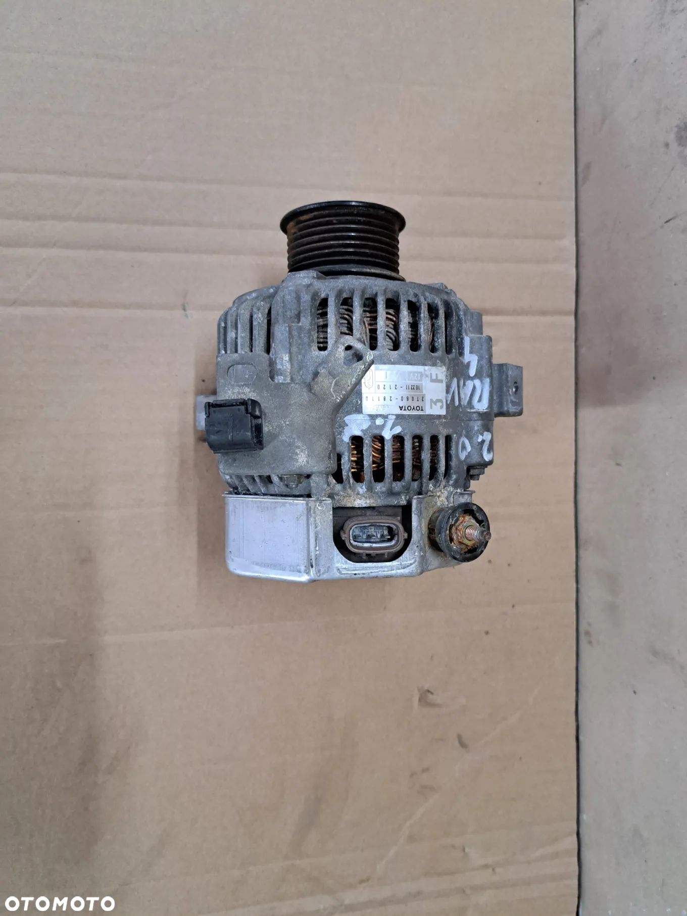 Toyota Rav4 II 2.0 VVTI benzyna alternator 27060-28110 - 1
