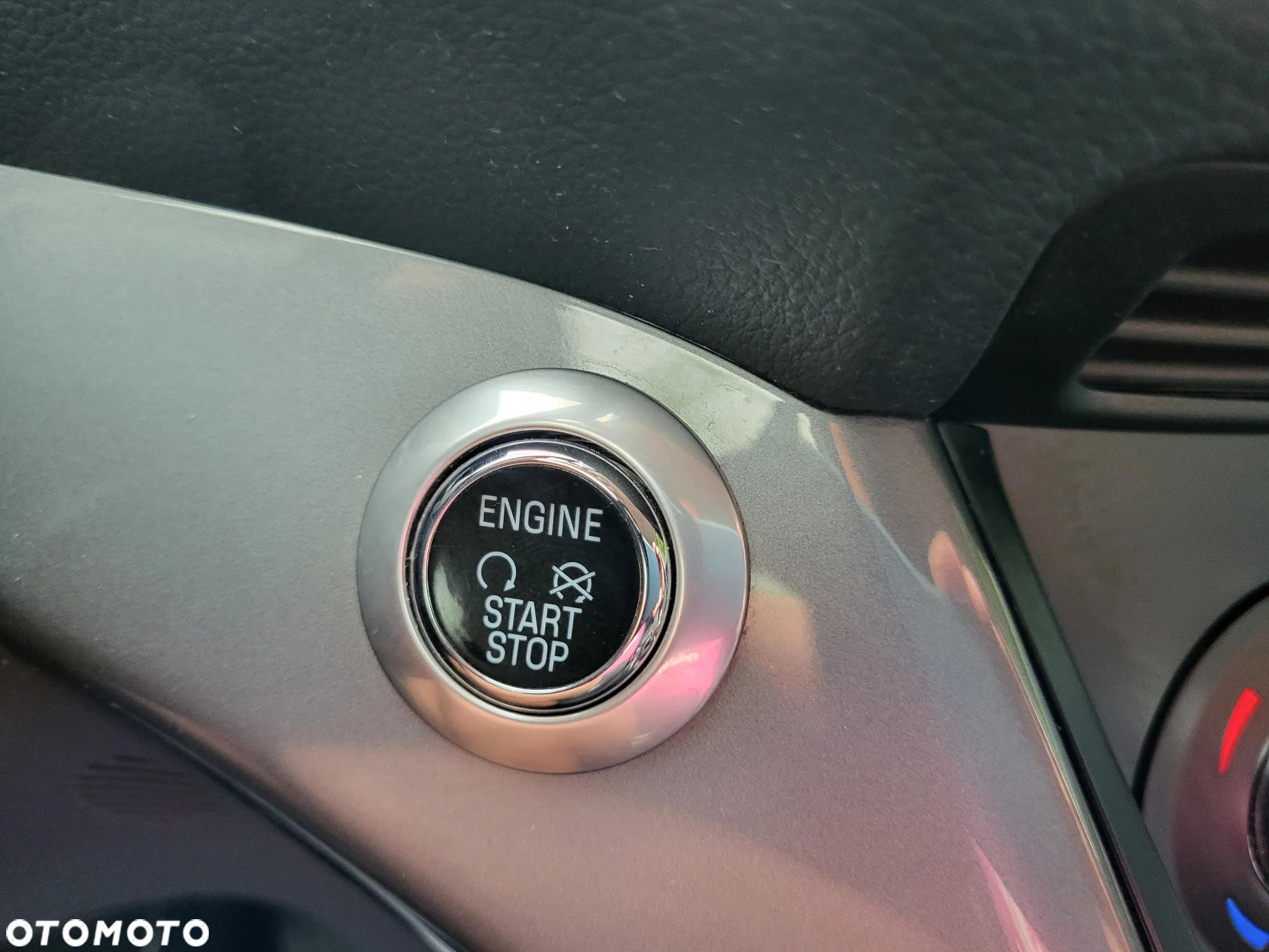 Ford Grand C-MAX 1.6 EcoBoost Titanium - 23