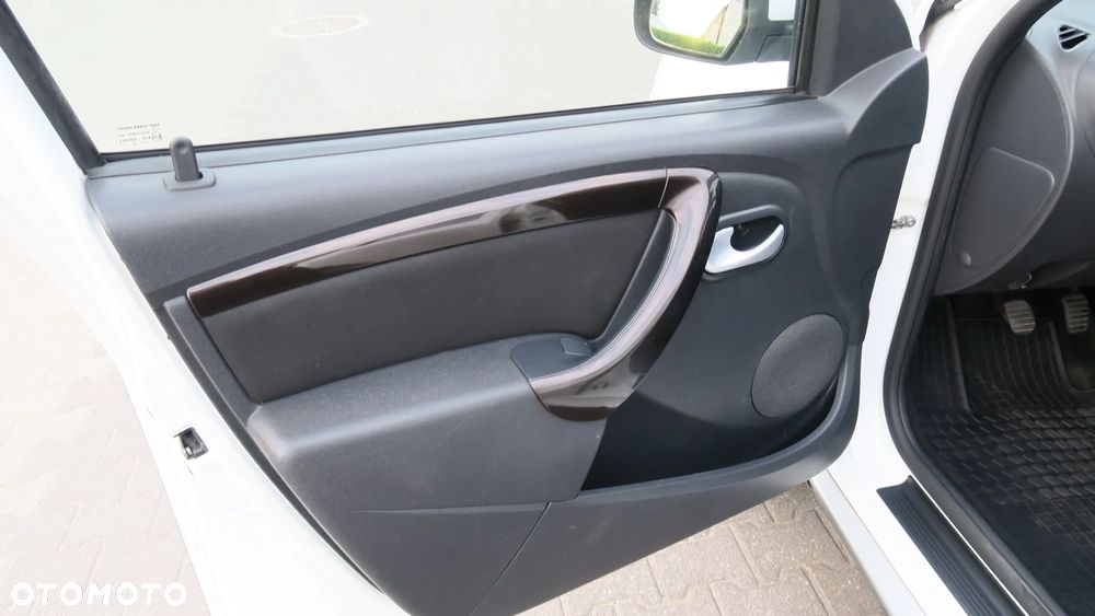 Dacia Duster 1.6 16V 4x2 Essentiel - 15