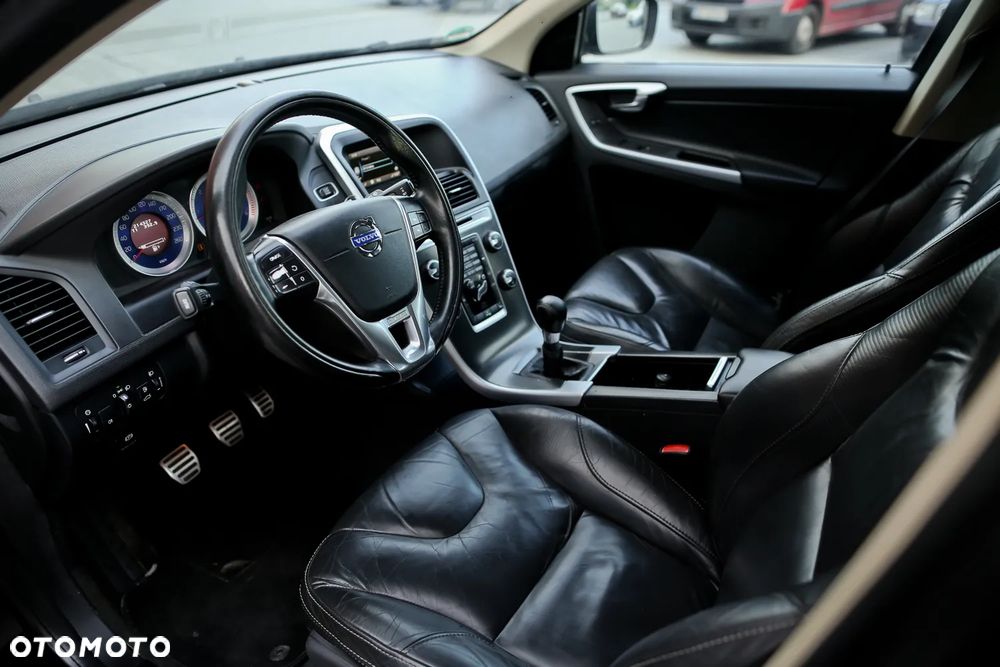 Volvo XC 60 DRIVe R Design - 18