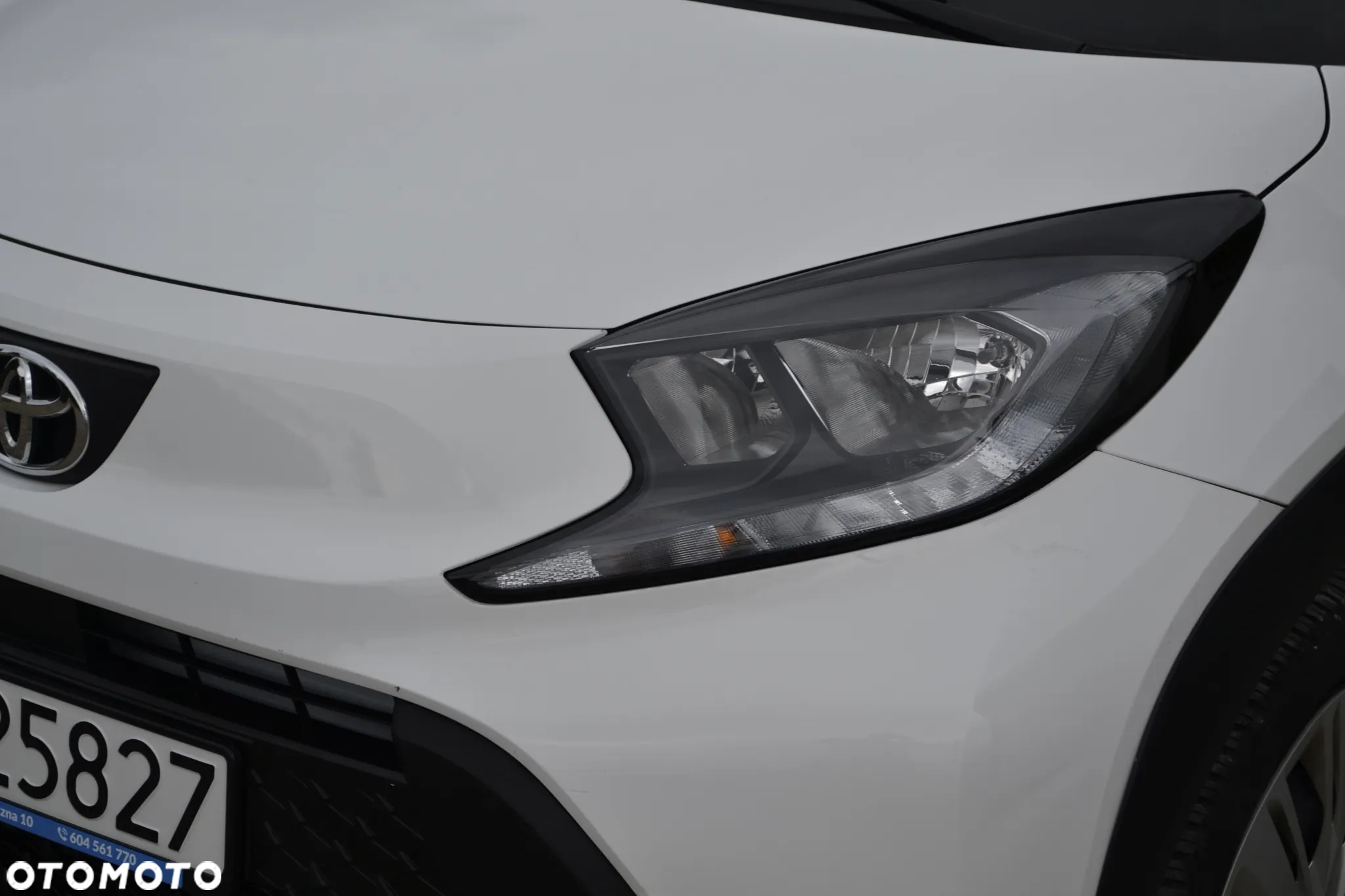 Toyota Aygo X 1.0 VVT-i Active - 4