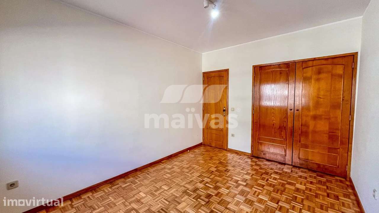 Apartamento T3 para Arrendamento – Junto ao Braga Parque - Grande imagem: 2/11