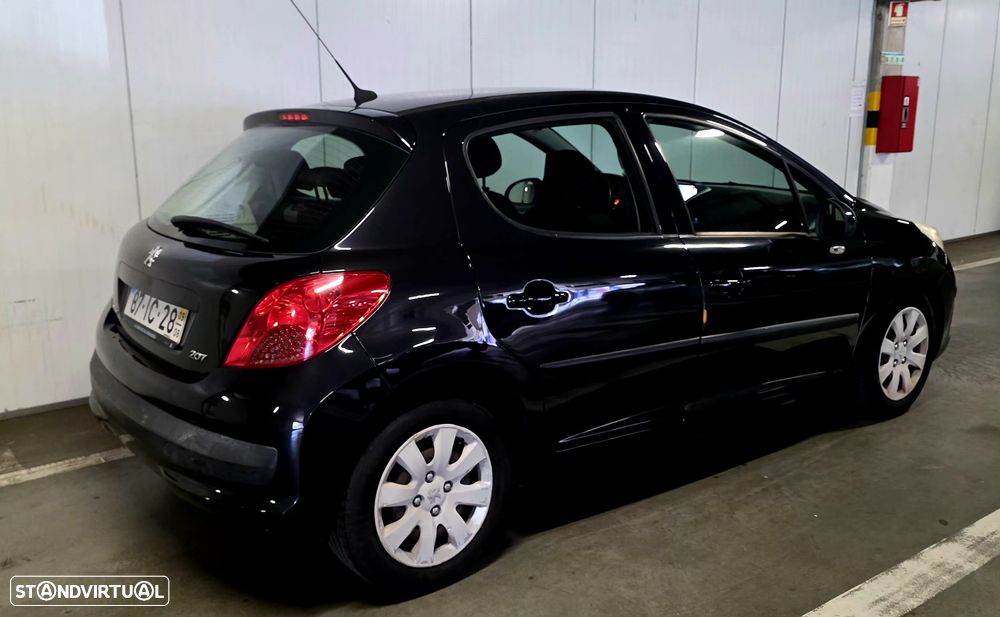 Peugeot 207 1.4 HDi WIP Nav - 14