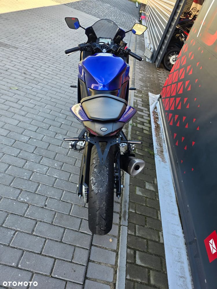 Yamaha R3 - 16