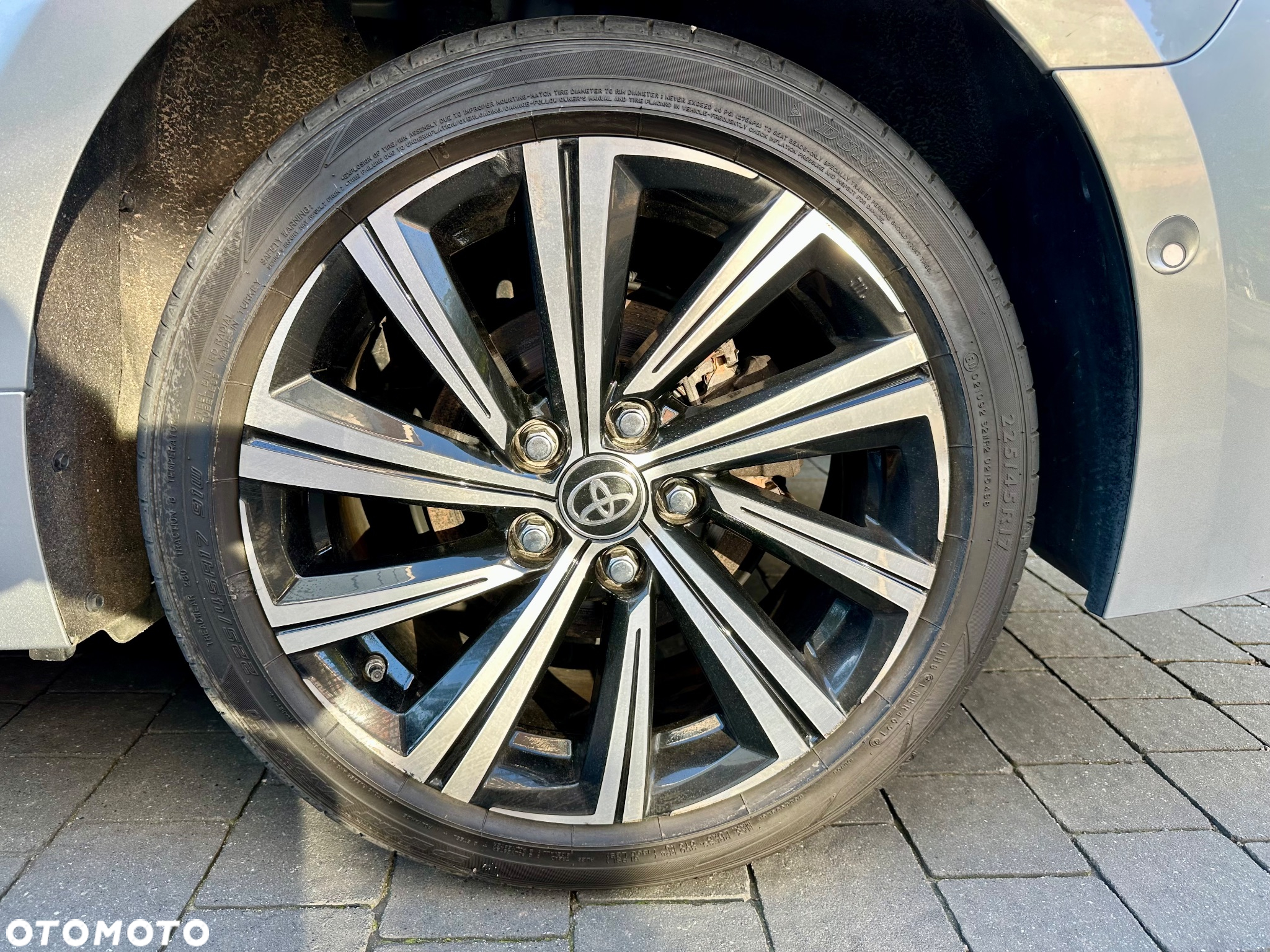 Toyota Corolla 2.0 Hybrid Style - 16