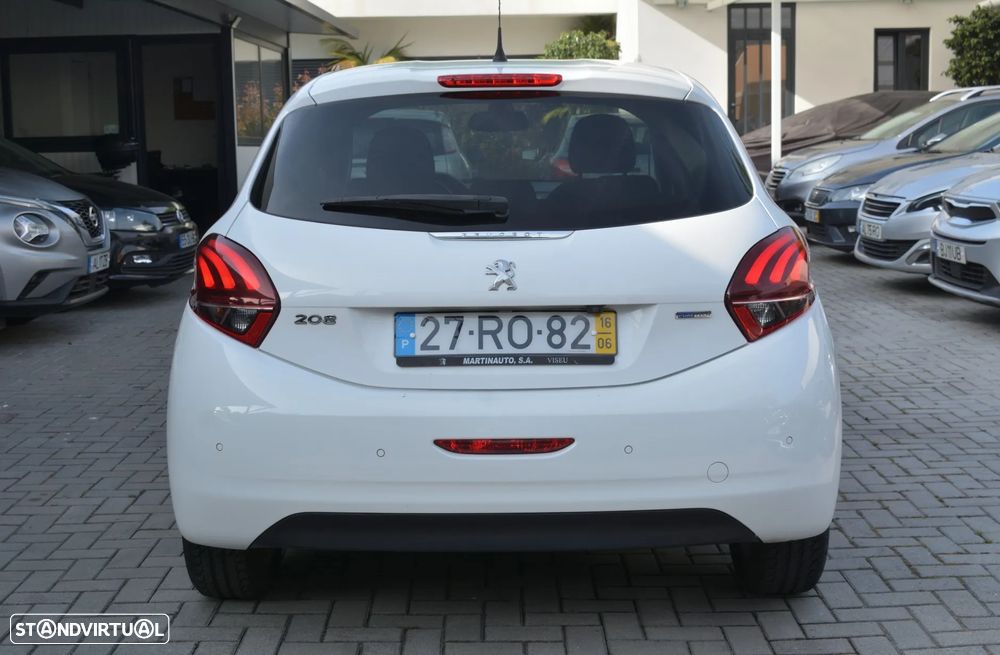 Peugeot 208 1.2 PureTech Style - 11
