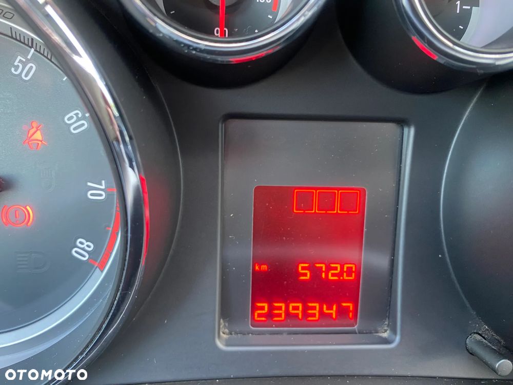 Opel Insignia 1.6 Turbo Active - 21