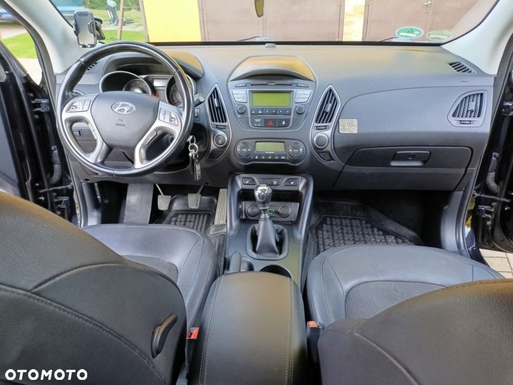 Hyundai ix35 1.6 2WD Fifa World Cup Edition - 23