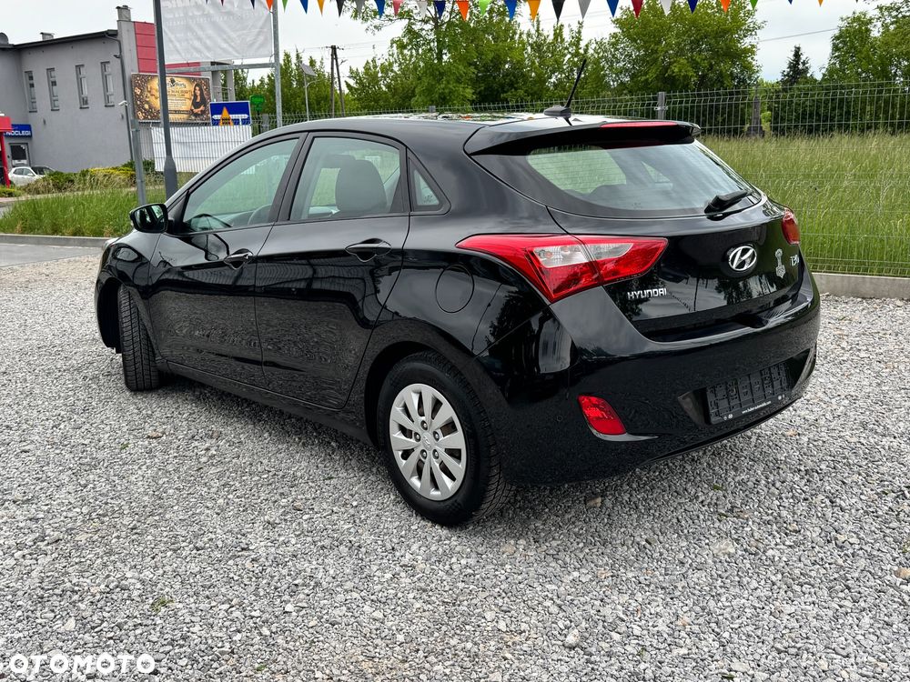 Hyundai i30 - 12