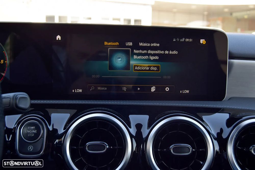 Mercedes-Benz A 180 d AMG Line Aut. — fotografia 41