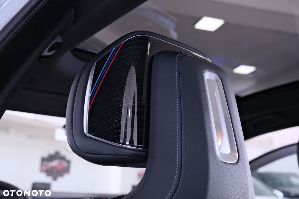 BMW Seria 7 - 31