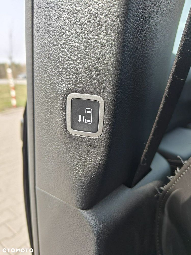 Chrysler Pacifica - 20