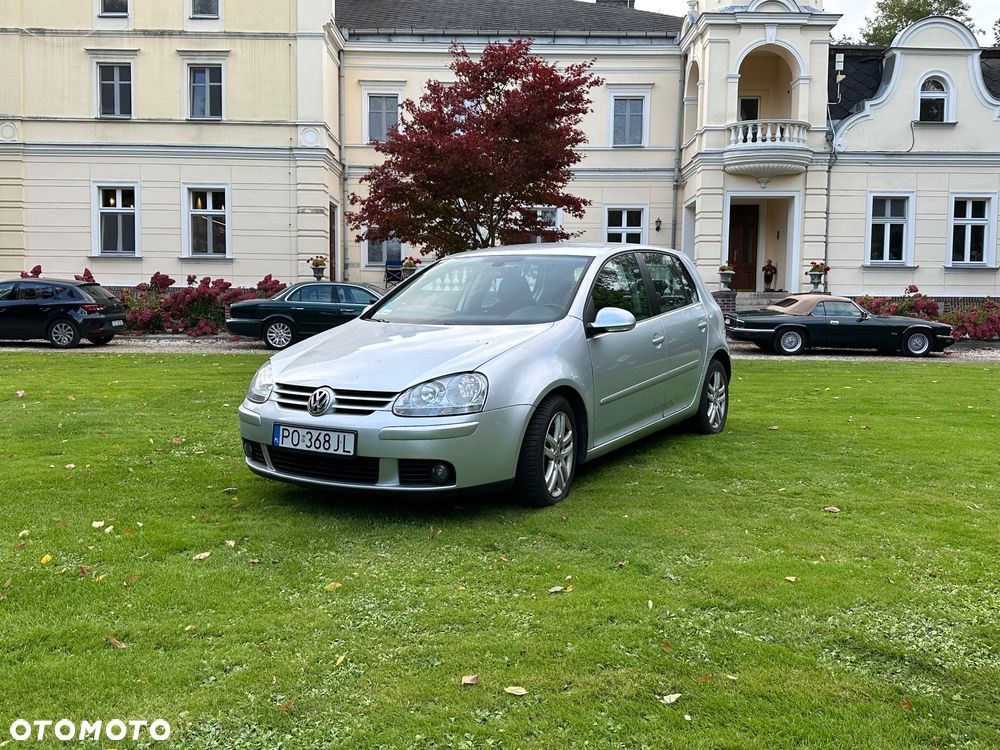 Volkswagen Golf V 1.6 Comfortline - 1