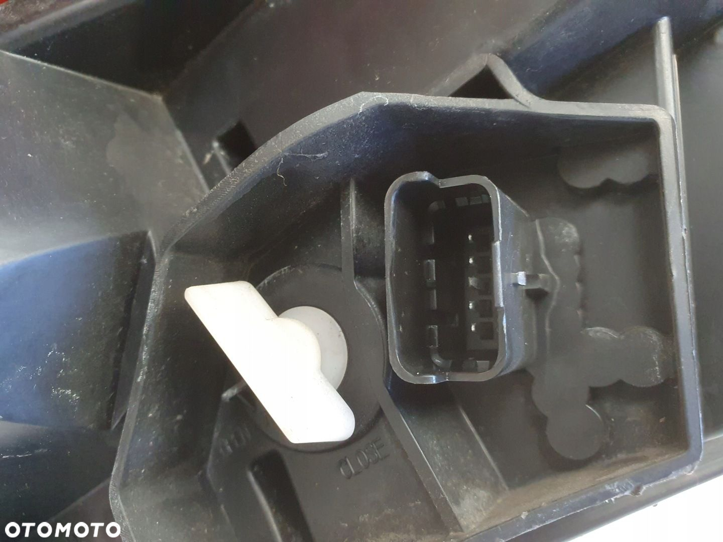 Renault Megane II lift HB TYLNA LAMPA PRAWA prawy tył pasażera 8200413216-C - 6