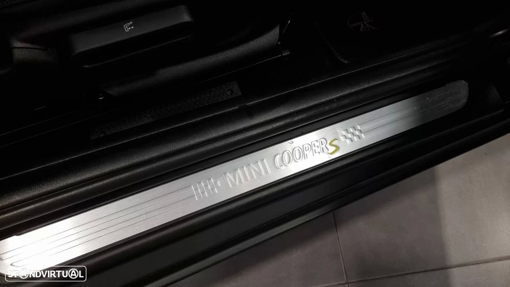 MINI 3 Portas Cooper SE Yours - 42